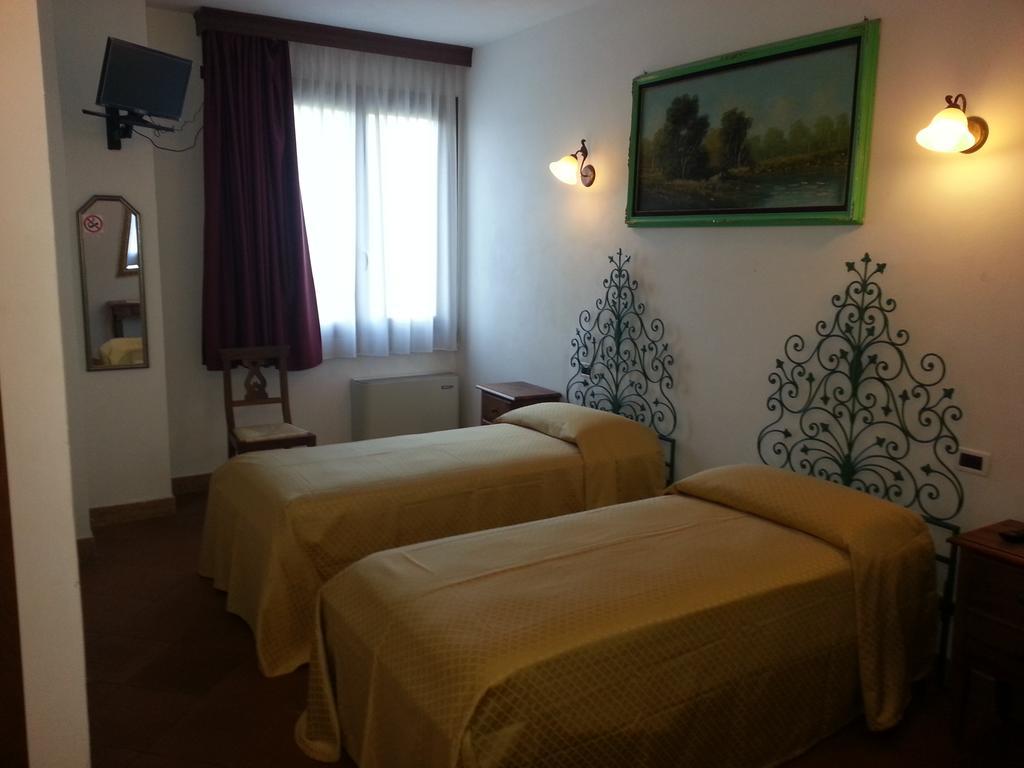 Agriturismo Corte Trincerone Mantua Exterior foto